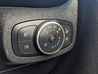 Ford Fiesta TITANIUM 29