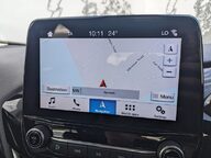 Ford Fiesta TITANIUM 24