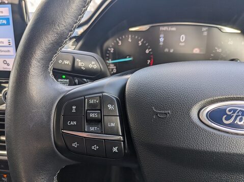 Ford Fiesta TITANIUM 16
