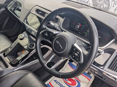 Jaguar I-Pace SE 21