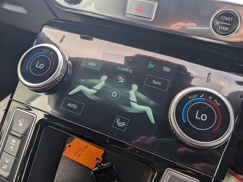 Jaguar I-Pace SE 33