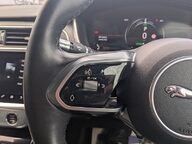 Jaguar I-Pace SE 22