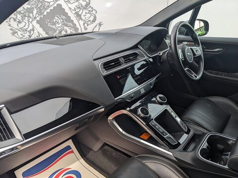 Jaguar I-Pace SE 14
