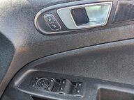 Ford Ecosport TITANIUM 25
