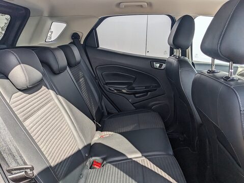 Ford Ecosport TITANIUM 27