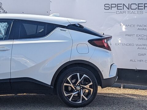 Toyota C-HR DESIGN 6
