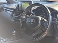 Toyota C-HR DESIGN 20