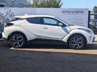 Toyota C-HR DESIGN 10