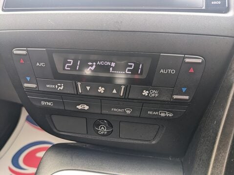 Honda Civic I-VTEC SPORT 26
