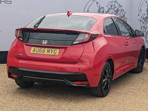 Honda Civic I-VTEC SPORT 9