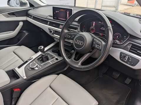 Audi A4 TDI ultra Sport 12