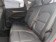 MG ZS EXCLUSIVE 28
