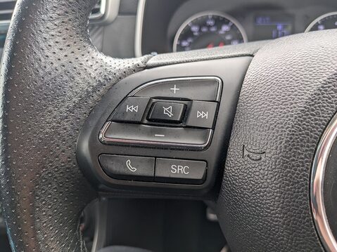 MG ZS EXCLUSIVE 16