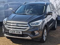 Ford Kuga TITANIUM EDITION 3