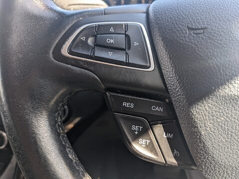 Ford Kuga TITANIUM EDITION 16