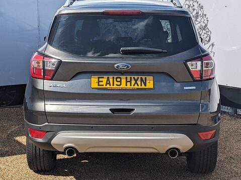 Ford Kuga TITANIUM EDITION 8