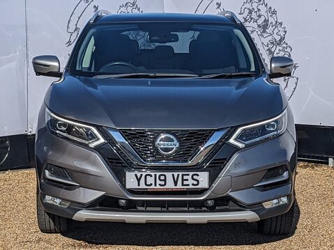 Nissan Qashqai DIG-T N-MOTION 11