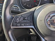 Nissan Qashqai DIG-T N-MOTION 7