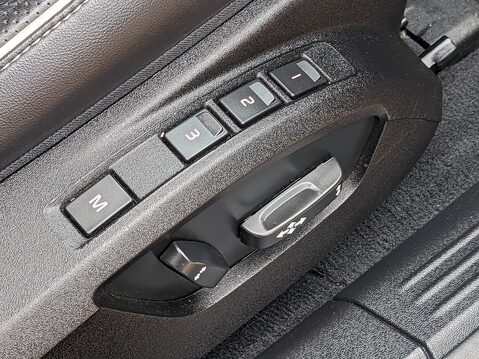 Volvo V40 D3 R-DESIGN EDITION 28