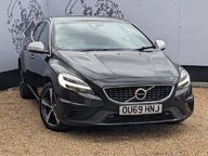 Volvo V40 D3 R-DESIGN EDITION 1
