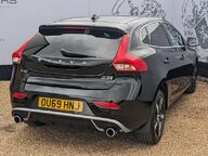 Volvo V40 D3 R-DESIGN EDITION 9