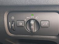 Volvo V40 D3 R-DESIGN EDITION 27