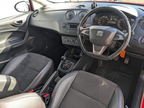 SEAT Ibiza TSI FR BLACK 13