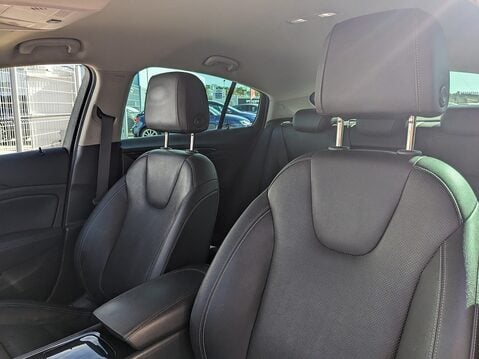 Vauxhall Insignia ELITE NAV 15