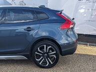 Volvo V40 T3 CROSS COUNTRY PRO 6