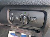 Volvo V40 T3 CROSS COUNTRY PRO 25