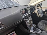 Volvo V40 T3 CROSS COUNTRY PRO 14