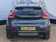 Volvo V40 T3 CROSS COUNTRY PRO 8