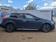 Volvo V40 T3 CROSS COUNTRY PRO 10