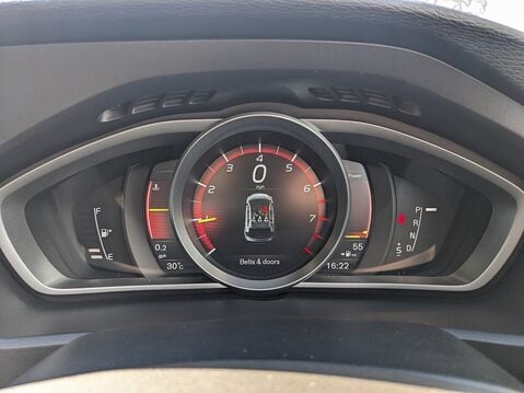 Volvo V40 T3 CROSS COUNTRY PRO 35