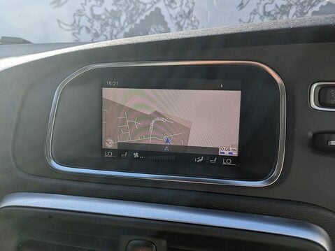 Volvo V40 T3 CROSS COUNTRY PRO 31