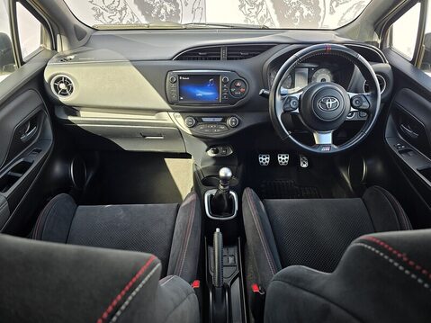 Toyota Yaris GRMN 13
