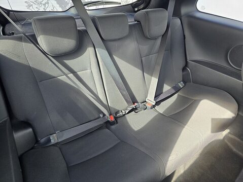 Toyota Yaris GRMN 17