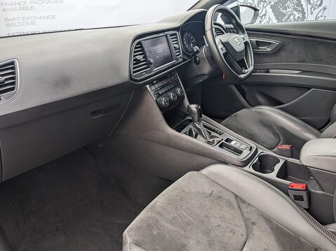 SEAT Leon TSI CUPRA 4DRIVE DSG 12