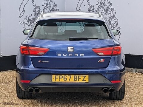 SEAT Leon TSI CUPRA 4DRIVE DSG 8
