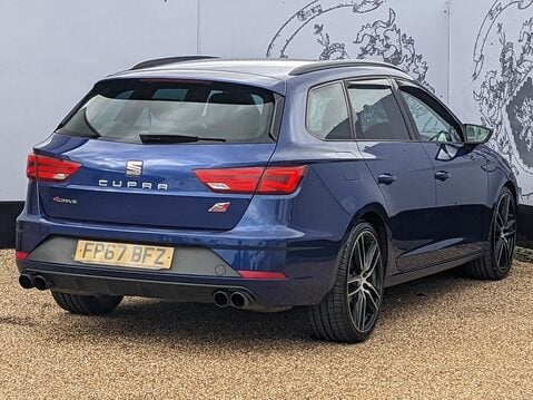 SEAT Leon TSI CUPRA 4DRIVE DSG 9