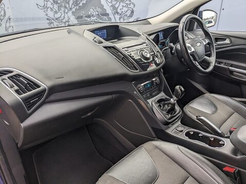 Ford Kuga TITANIUM TDCI 2WD 21