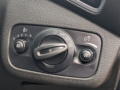 Ford Kuga TITANIUM TDCI 2WD 25