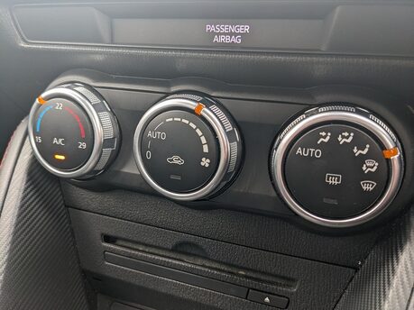 Mazda 2 SPORT NAV