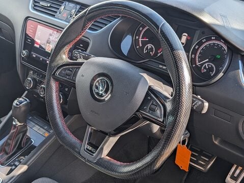 Skoda Octavia VRS TSI DSG 14