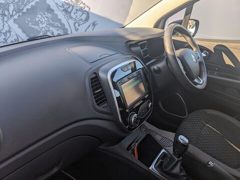 Renault Captur DYNAMIQUE NAV DCI 12
