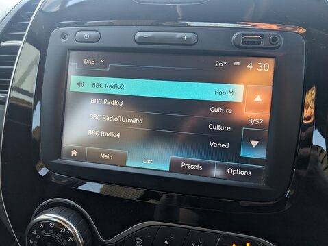 Renault Captur DYNAMIQUE NAV DCI 28