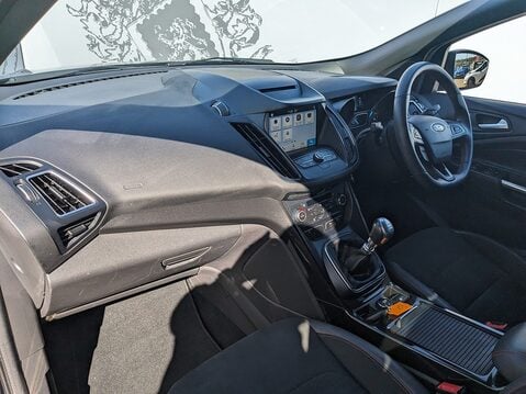 Ford Kuga ST-LINE TDCI 30