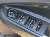 Ford Kuga ST-LINE TDCI 13