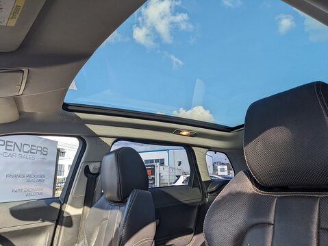 Land Rover Range Rover Evoque SD4 Dynamic 30