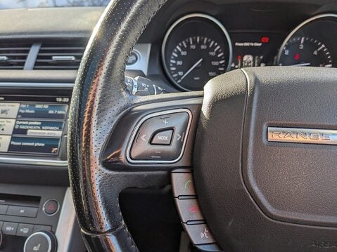 Land Rover Range Rover Evoque SD4 Dynamic 22